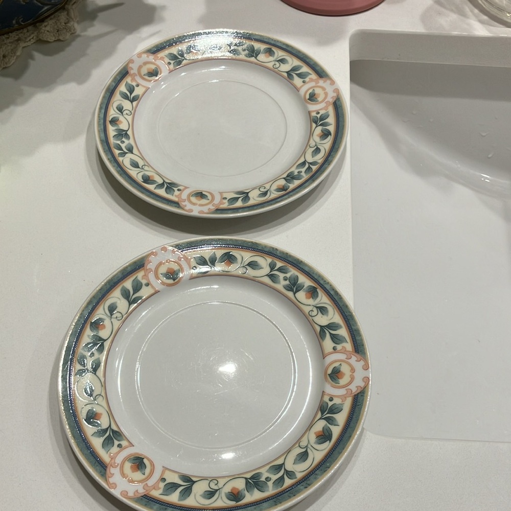 Vintage Farberware Casual Concepts Eloquence 1995 Cup Saucers (2) #347